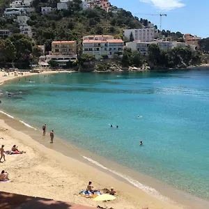Apartamento Pere Rahola - En La Playa De Canyelles Con Vistas Esplendidas - Terraza - Wifi, Rosas