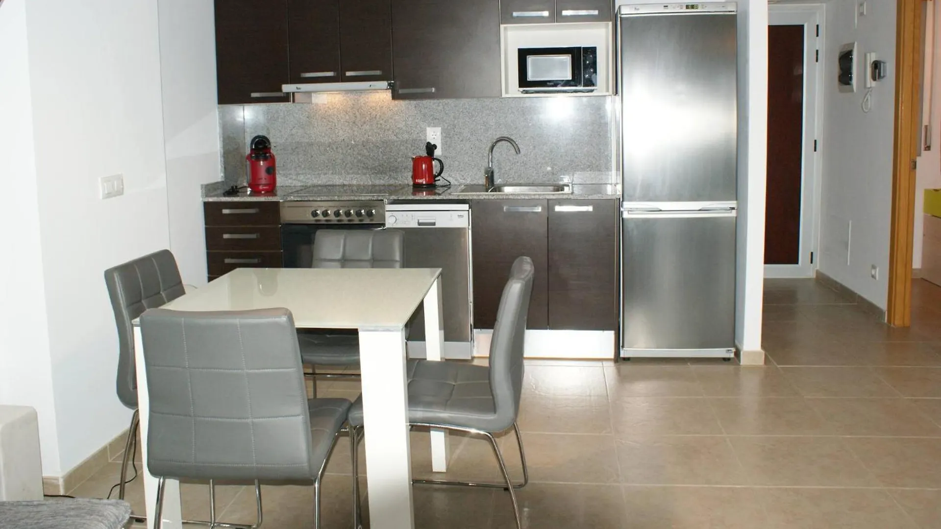 Apartamento En Roses Con Vistas Al Canal Y Piscina Av-52 Apartment